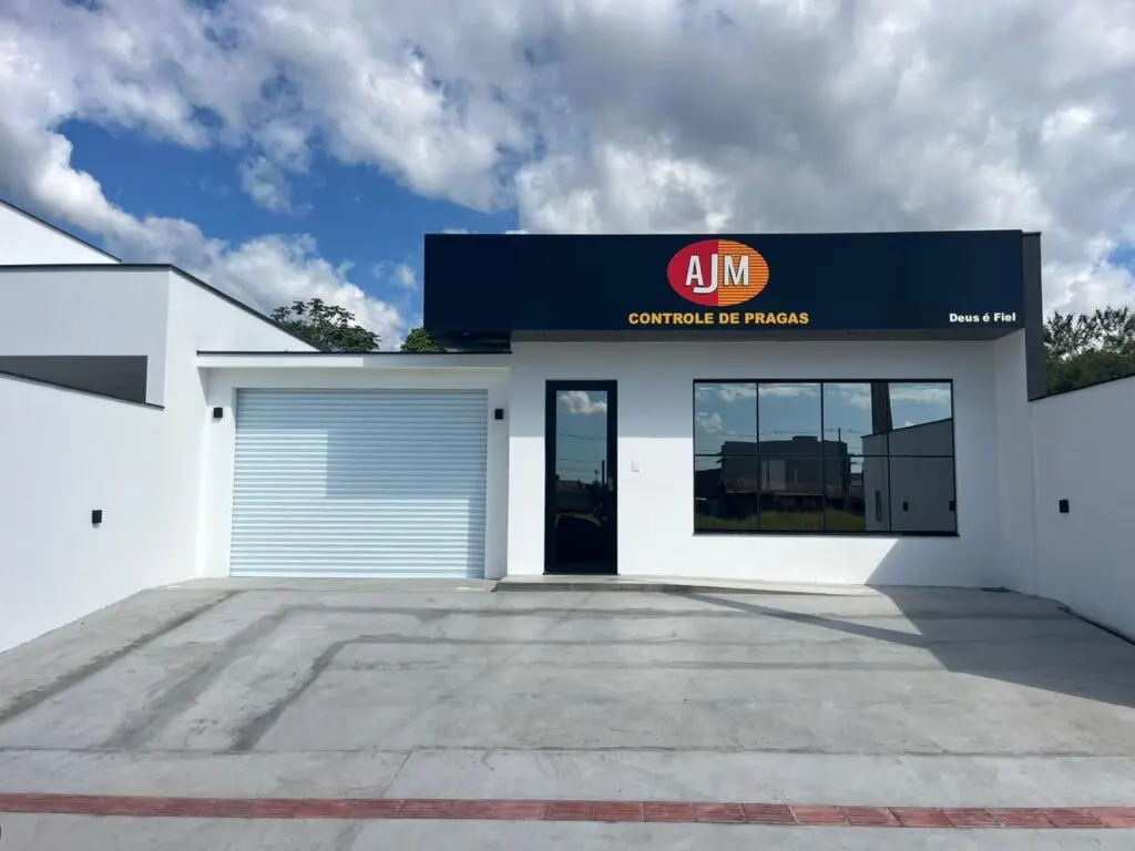 Fachada da nova sede da AJM Controle de Pragas em Joinville